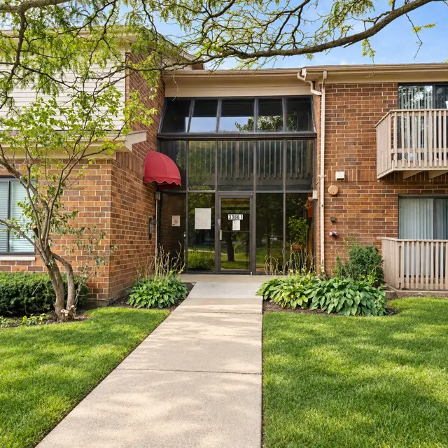33661 N Royal Oak Lane #105, Grayslake, IL 60030 - #1