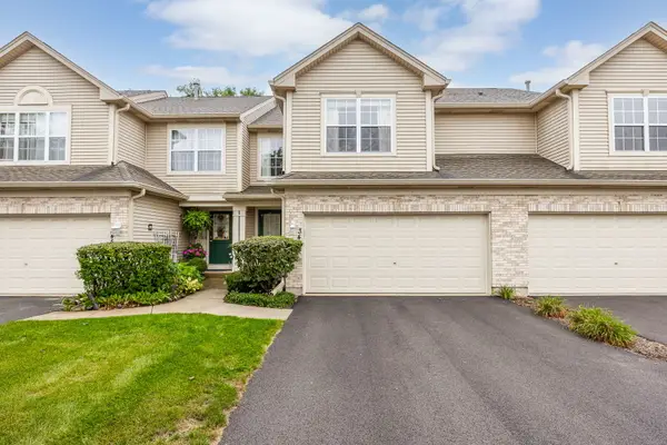 347 Gladstone Lane, Elgin, IL 60120
