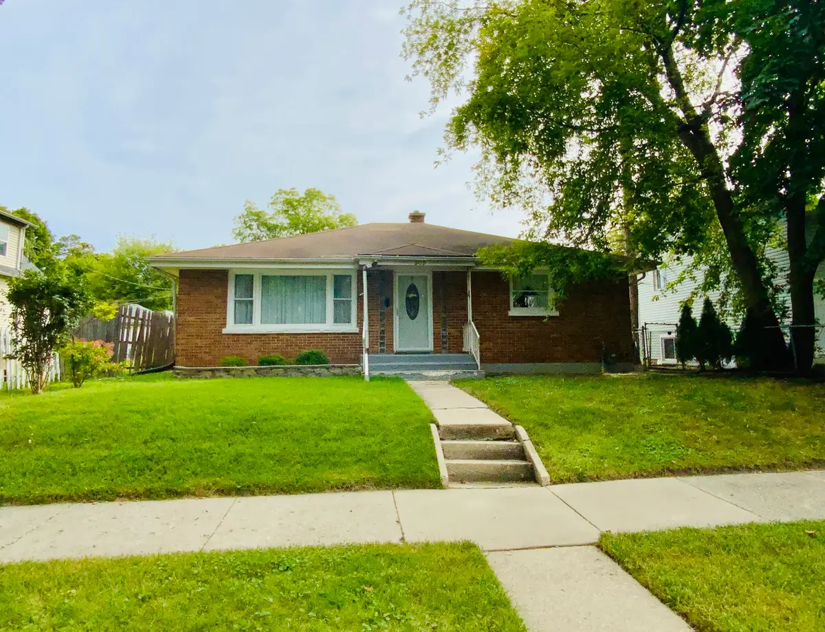 909 Prescott Street, Waukegan, IL 60085 - #1