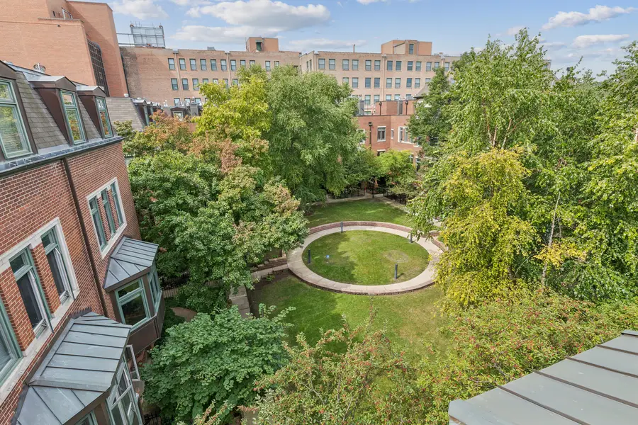 1351 W Altgeld Street #4I, Chicago, IL 60614 - #2