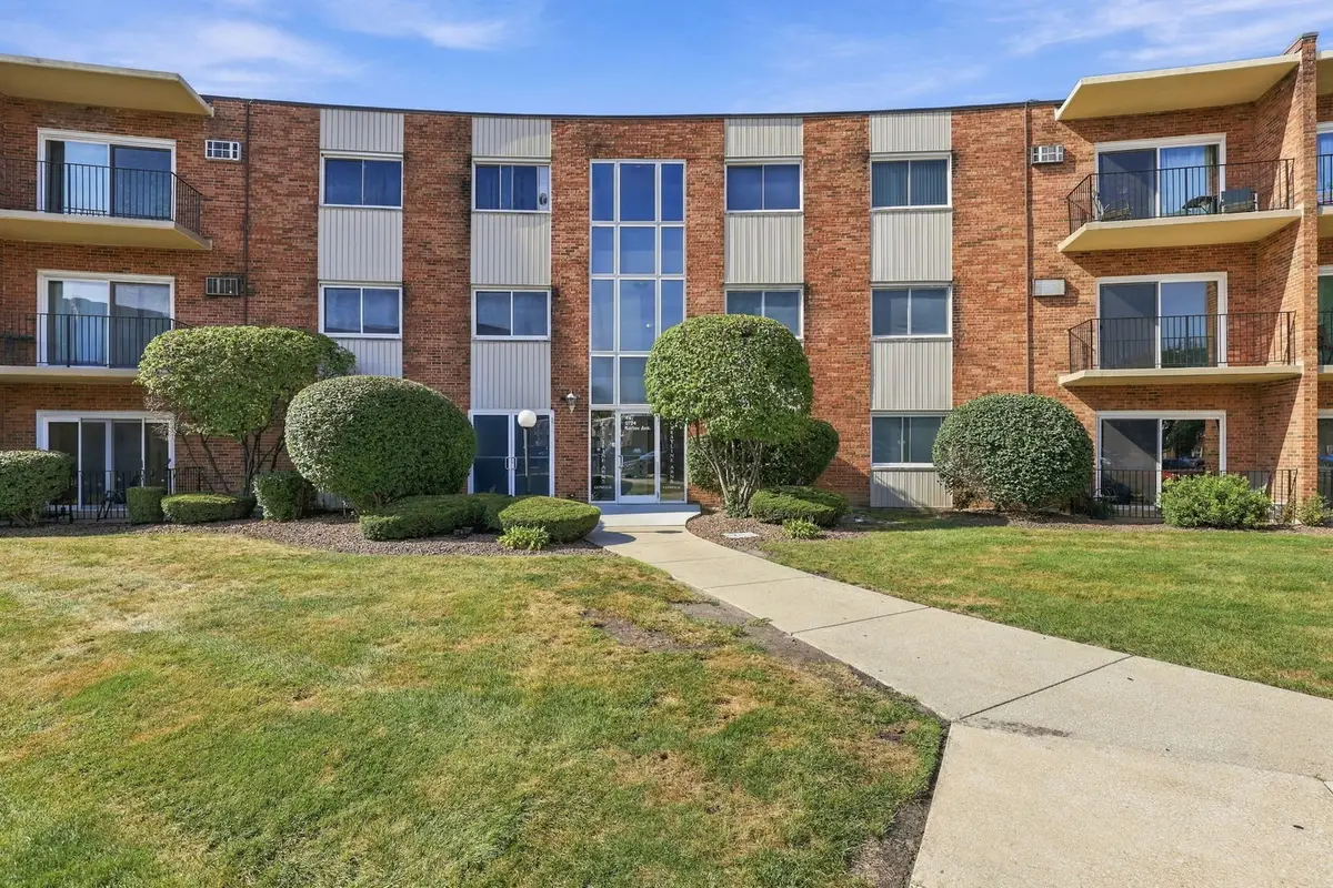 9724 S Karlov Avenue #304, Oak Lawn, IL 60453 - #1