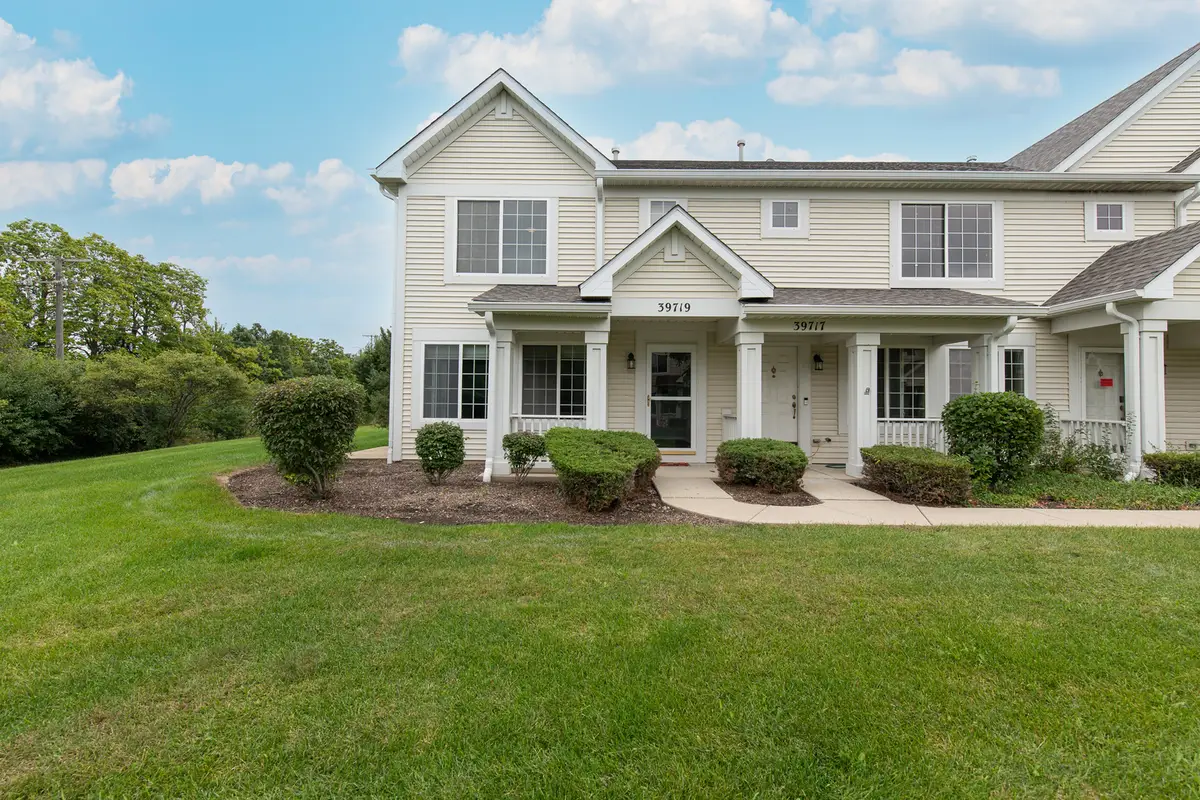 39719 N Warren Lane, Beach Park, IL 60083 - #1