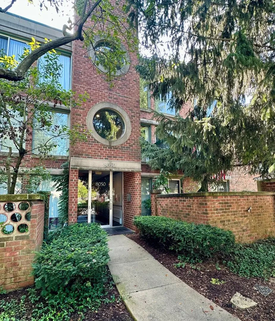 8050 Arbor Lane #303, Northfield, IL 60093 - #1