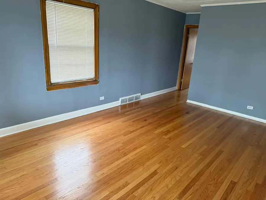 524 46th Avenue, Bellwood, IL 60104 - #3
