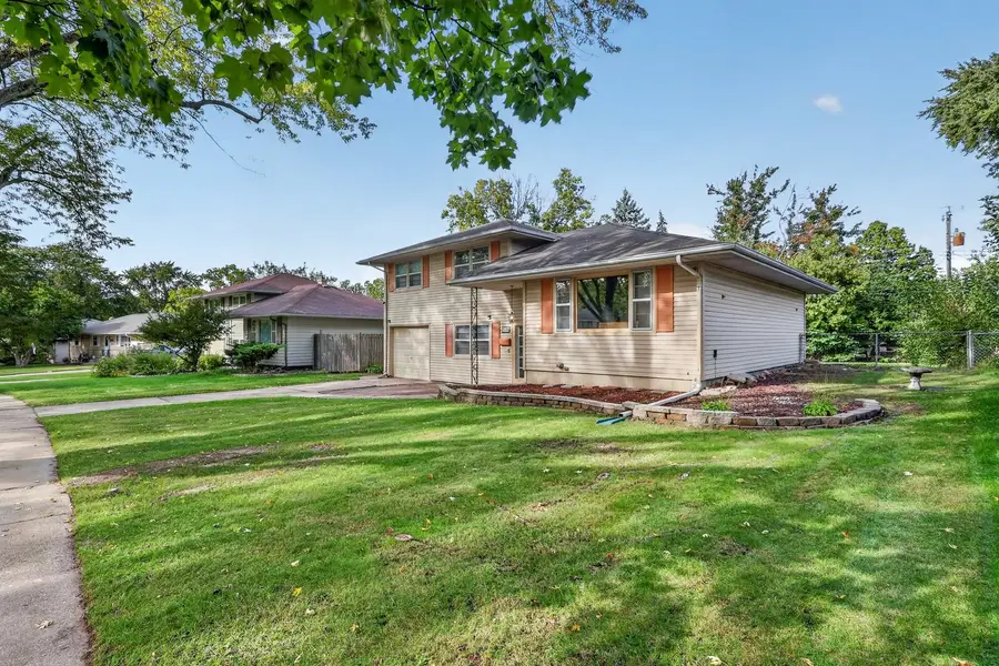 3804 Seward Avenue, Rockford, IL 61108 - #3