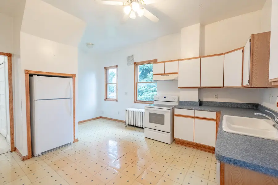 2221 N Lamon Avenue, Chicago, IL 60639 - #3