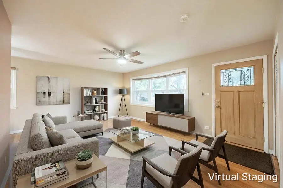 513 E Highland Avenue, Mount Prospect, IL 60056 - #2