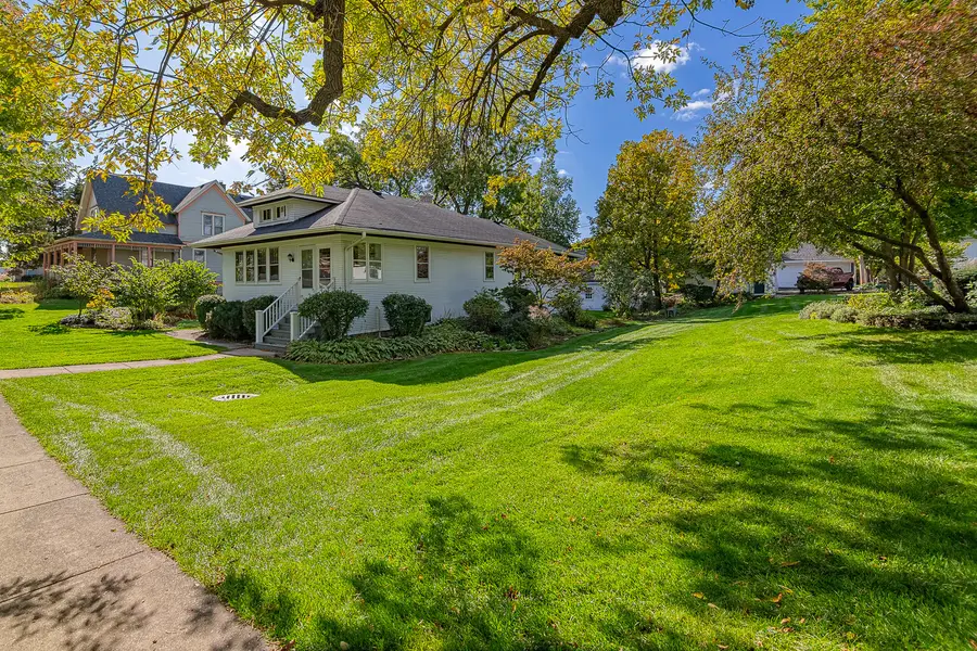224 S Walnut Street, Itasca, IL 60143 - #2