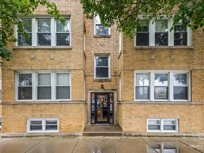 3335 W Byron Street #G, Chicago, IL 60618 - #1
