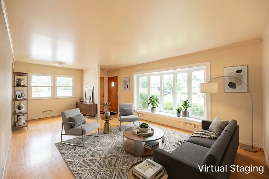 104 N Warrington Road, Des Plaines, IL 60016 - #2