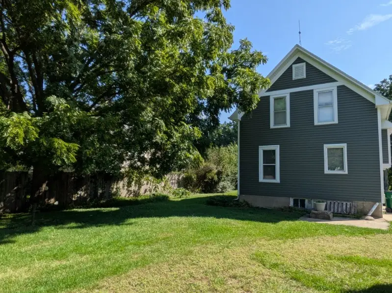 208 N Commercial Street, Baileyville, IL 61007 - #2