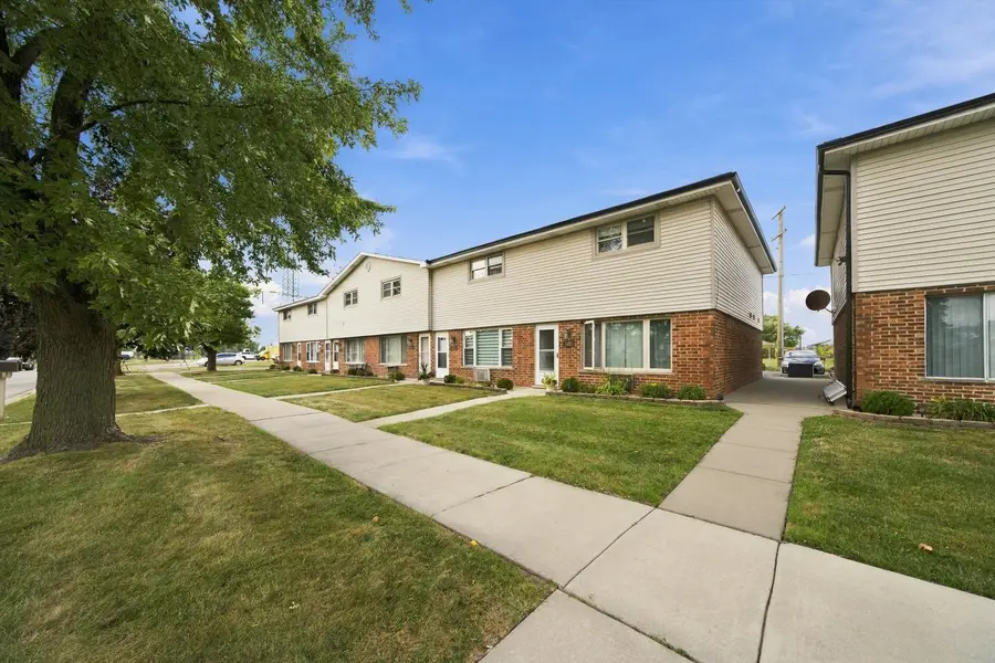 7328 W 84th Street, Bridgeview, IL 60455 - #3