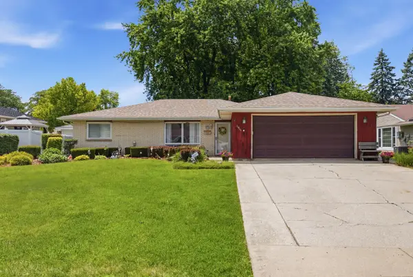 1410 Austin Avenue, Aurora, IL 60505