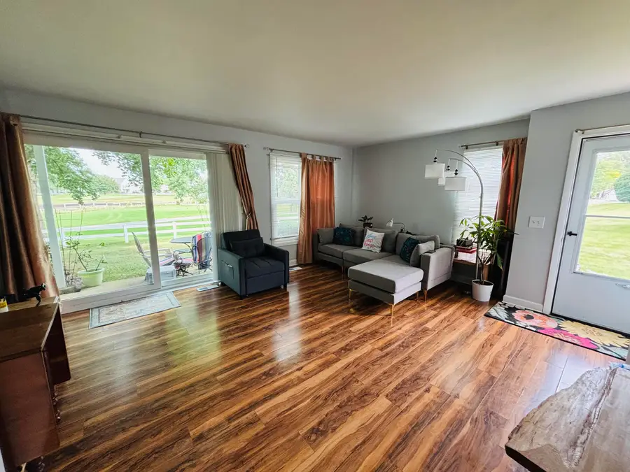 1800 N Vermont Drive #1800, Elk Grove Village, IL 60007 - #3