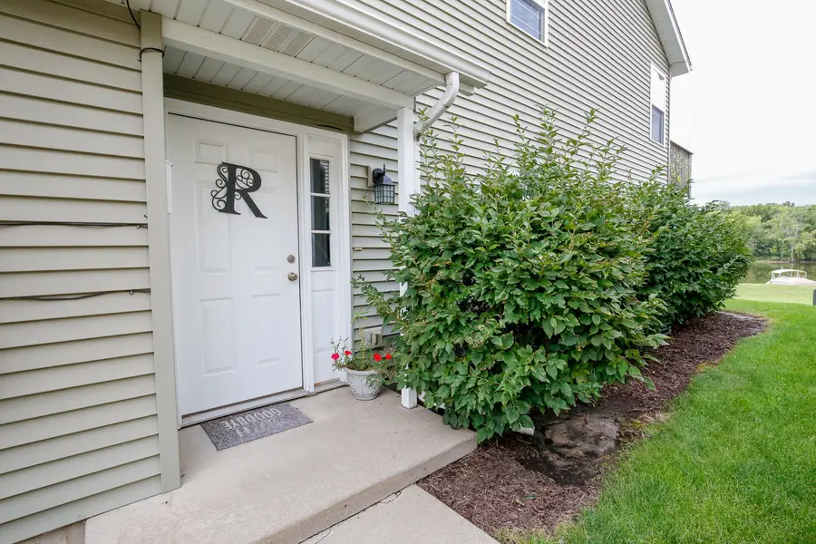 1721 W River Street #1721, Dixon, IL 61021 - #3