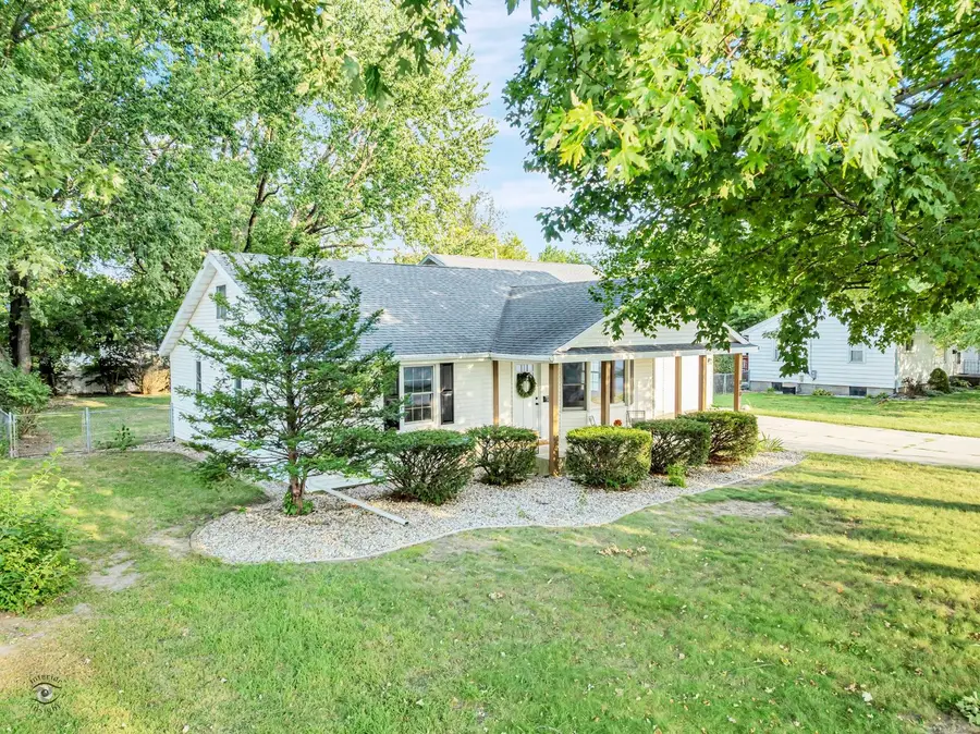 830 W River Street, Bourbonnais, IL 60914 - #2