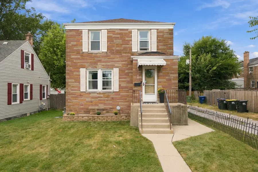 8716 S Richmond Avenue, Evergreen Park, IL 60805 - #2