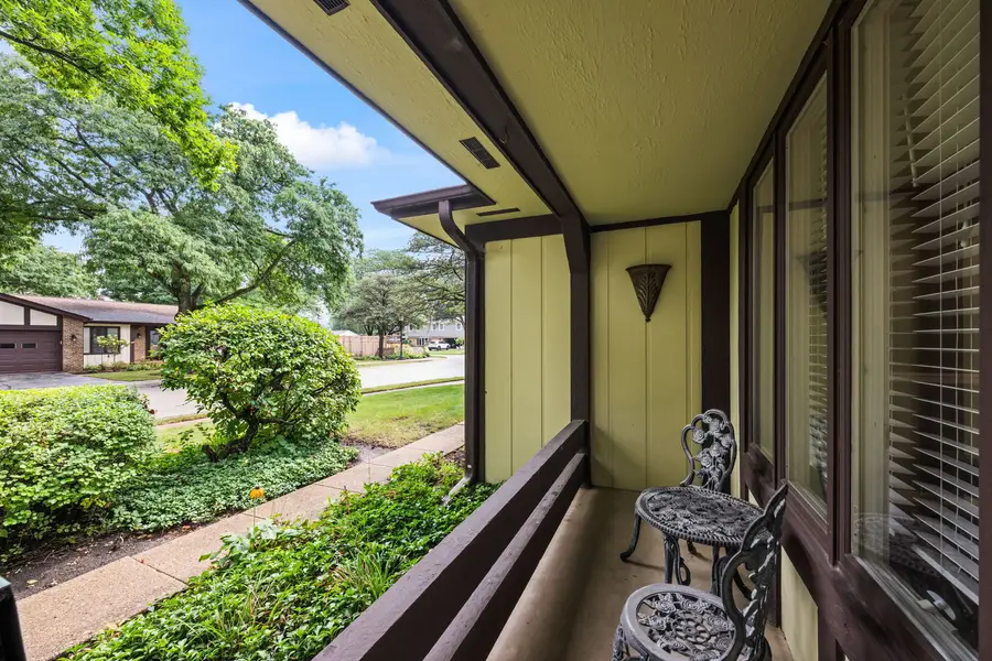 Address Withheld By Seller, Glenview, IL 60025 - #2