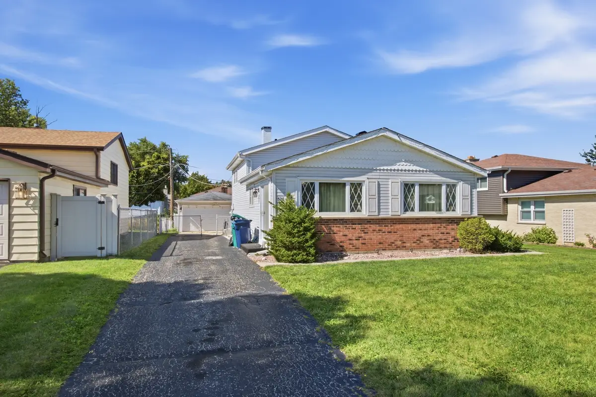 526 N Edgewood Avenue, Lombard, IL 60148 - #1