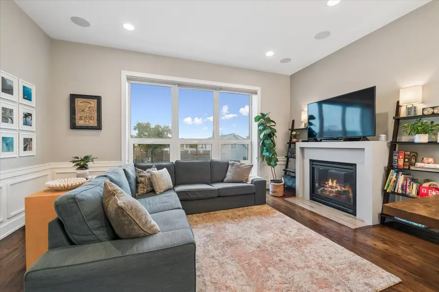 3013 N California Avenue #3N, Chicago, IL 60618 - #2
