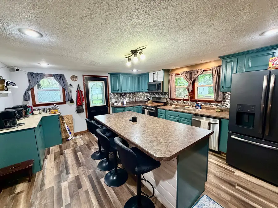 2211 Deets Road, Sterling, IL 61081 - #2