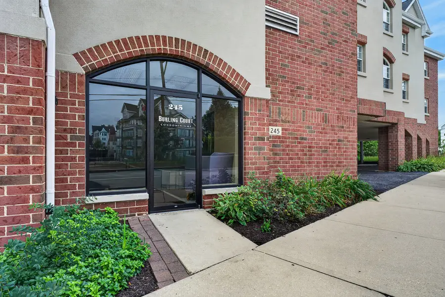 245 Burlington Avenue #201, Clarendon Hills, IL 60514 - #3