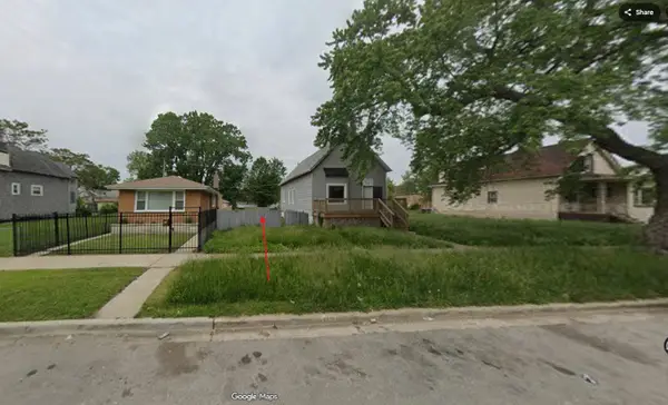 6644 S Hartwell Avenue, Chicago, IL 60637