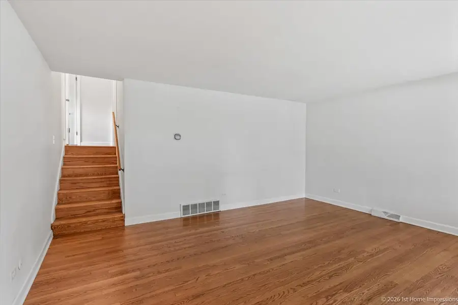 10436 S Kildare Avenue, Oak Lawn, IL 60453 - #3