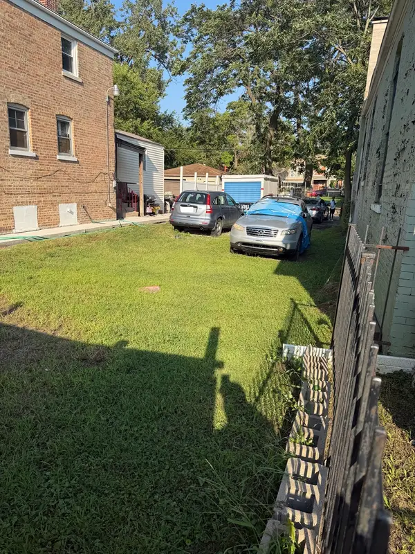 6355 S Laflin Street, Chicago, IL 60636