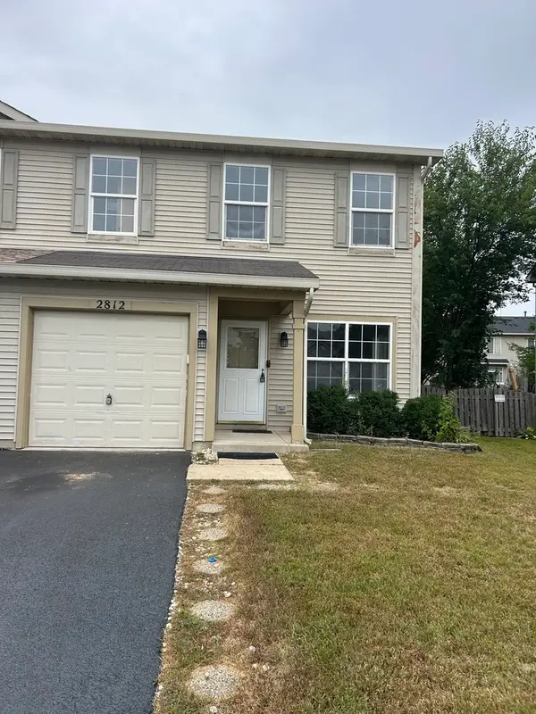 2812 Troon Drive, Montgomery, IL 60538