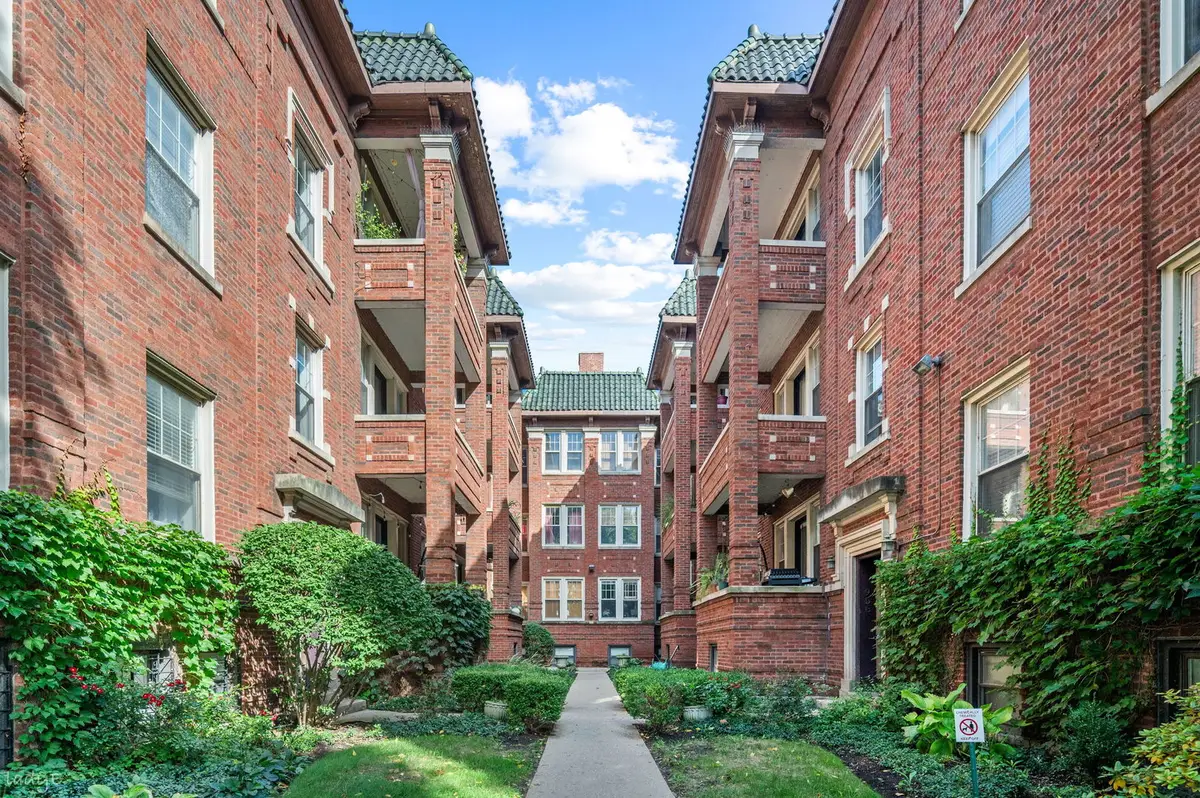 964 W Cuyler Avenue #3S, Chicago, IL 60613 - #1