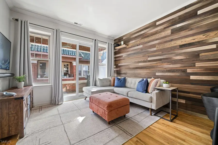 964 W Cuyler Avenue #3S, Chicago, IL 60613 - #3