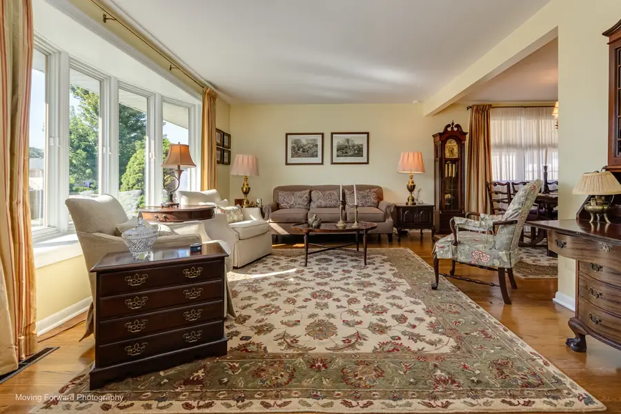 2923 Downing Avenue W, Westchester, IL 60154 - #3
