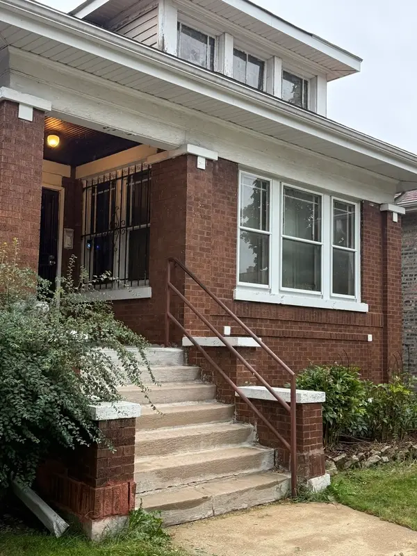 6411 S Rockwell Street, Chicago, IL 60629