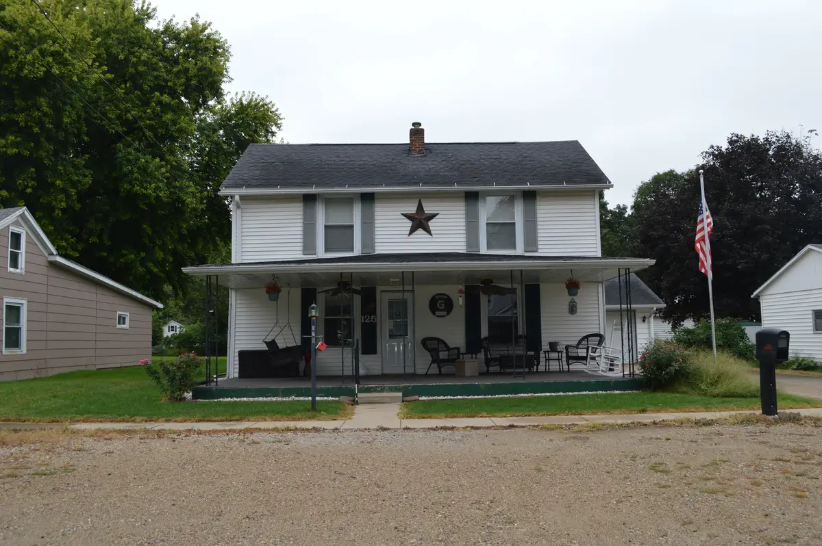 125 N Washington Street, Tiskilwa, IL 61368 - #1