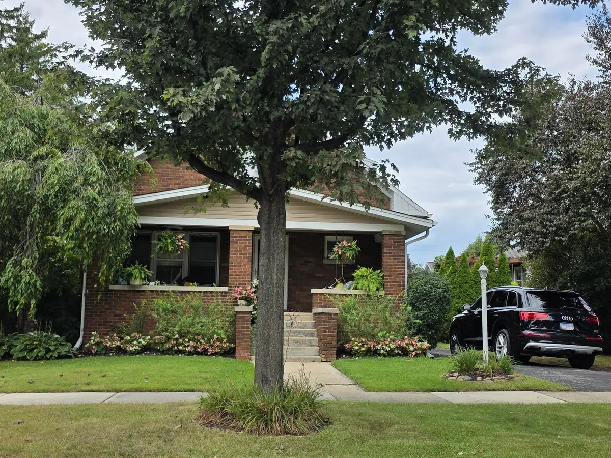 114 S Edward Street, Mount Prospect, IL 60056 - #1