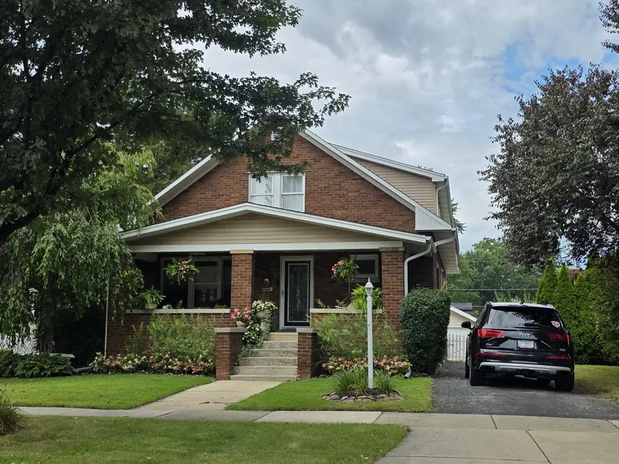 114 S Edward Street, Mount Prospect, IL 60056 - #2