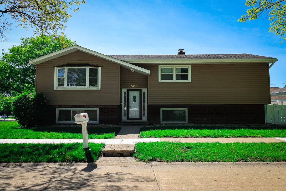 500 N Westwood Avenue, Lombard, IL 60148 - #1