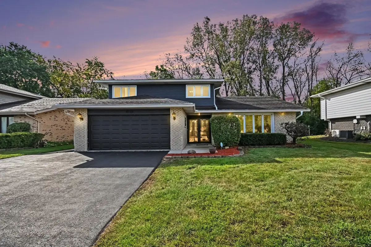 8533 W Sun Valley Drive, Palos Hills, IL 60465 - #1
