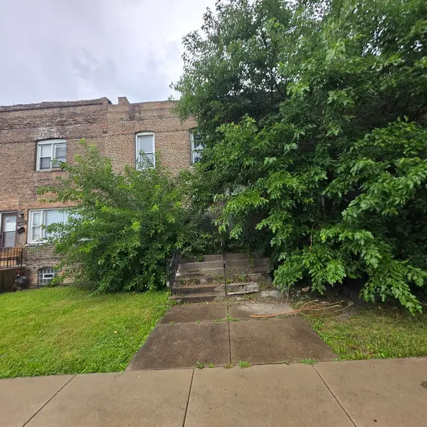 10754 S Langley Avenue, Chicago, IL 60628