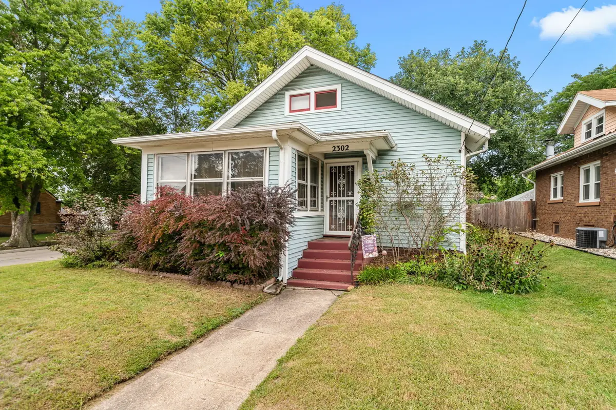2302 Broadway, Rockford, IL 61104 - #1