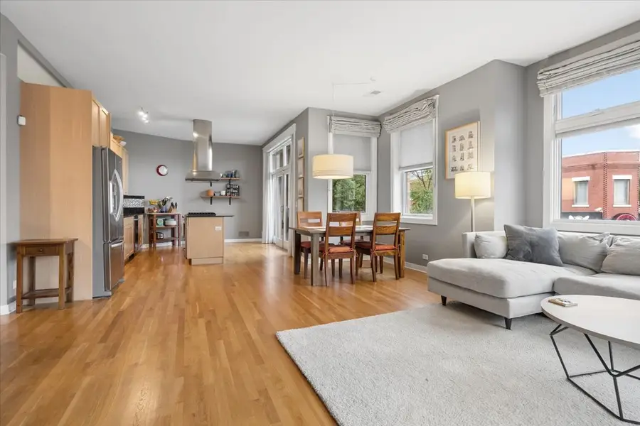 2116 W Cullom Avenue #201, Chicago, IL 60618 - #2