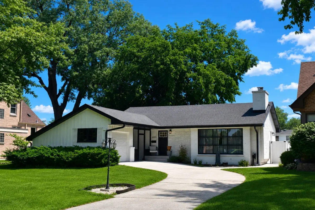 9525 Parkside Avenue, Oak Lawn, IL 60453 - #1