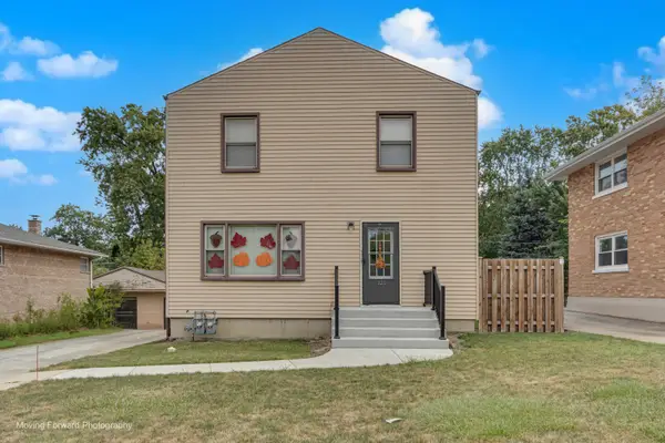 121 S Addison Road, Addison, IL 60101