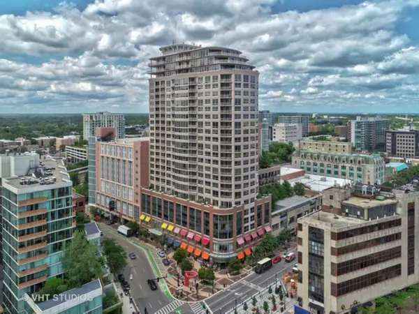807 Davis Street #2212, Evanston, IL 60201