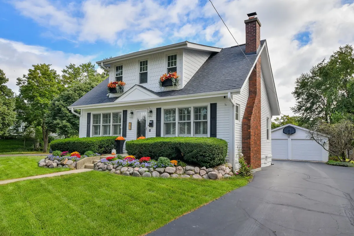 701 N Kenilworth Avenue, Glen Ellyn, IL 60137 - #1