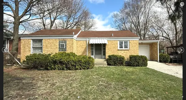 1N649 Main Street, Glen Ellyn, IL 60137