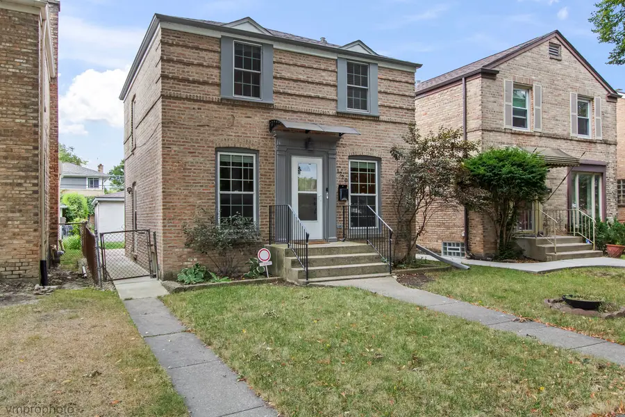 1720 Leland Avenue, Evanston, IL 60201 - #2