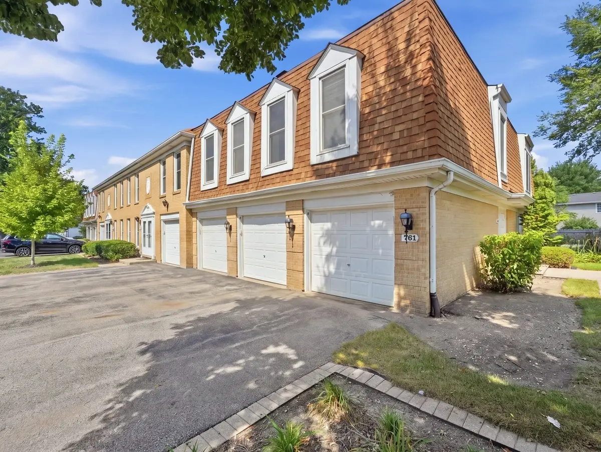 761 Garfield Avenue #B, Libertyville, IL 60048 - #1