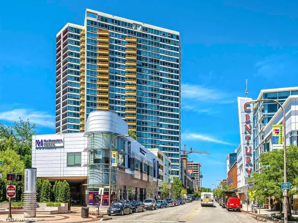 1720 Maple Avenue #910, Evanston, IL 60201